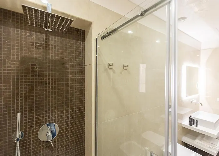 Kosmo Luxury Gasthof 4*